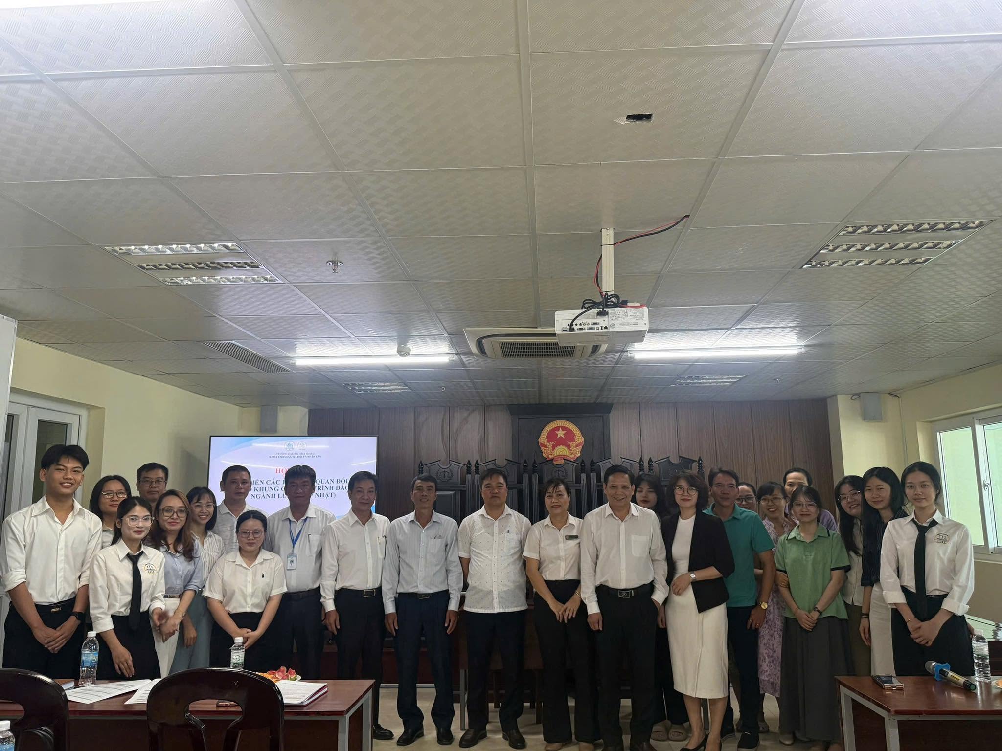 Hội nghị lấy ý kiến các bên liên quan đối với dự thảo khung chương trình đào tạo ngành Luật (cập nhật)